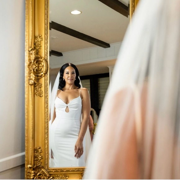 Designer wedding dress (Sarah Seven) - Picture 2 of 7